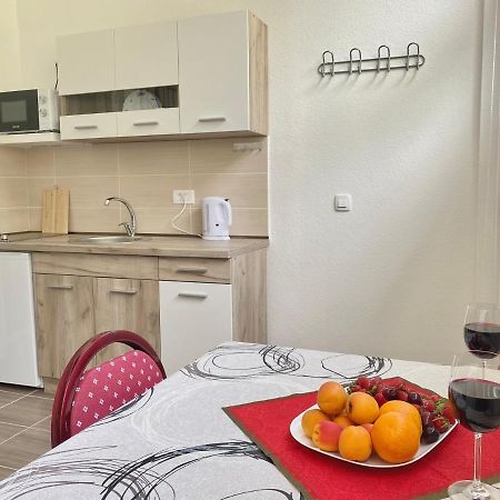 Sutomarina Apartments Sutomore Zewnętrze zdjęcie